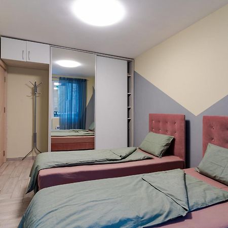 Mirela Guest Apartment Veliko Tŭrnovo Exterior photo
